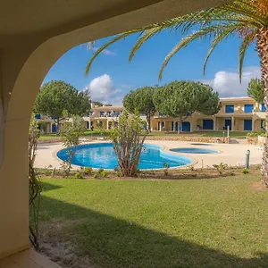 bemposta-pool-view.hotelaalgarve.com/