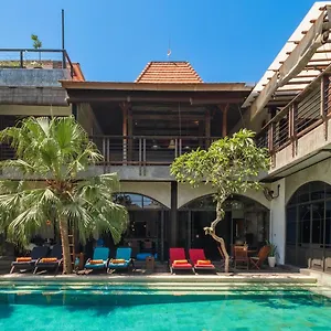 https://niconico-mansion.hotelsseminyak.net
