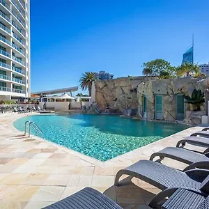 https://wings-resort-private-apartments.queenslandhotels.net