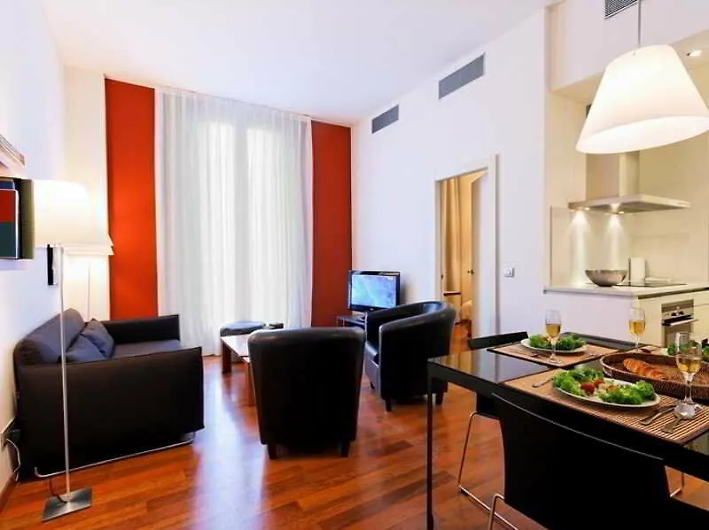 Inside Barcelona Apartments Mercat